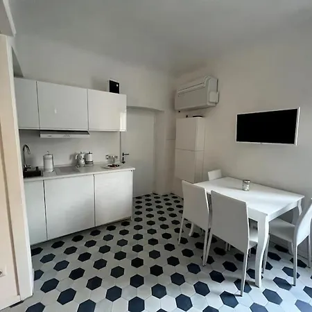 Spazioso Incantevole Monolocale A Apartmán